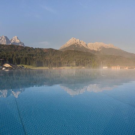 Hotel Loewe Dolomites San Candido Exterior foto