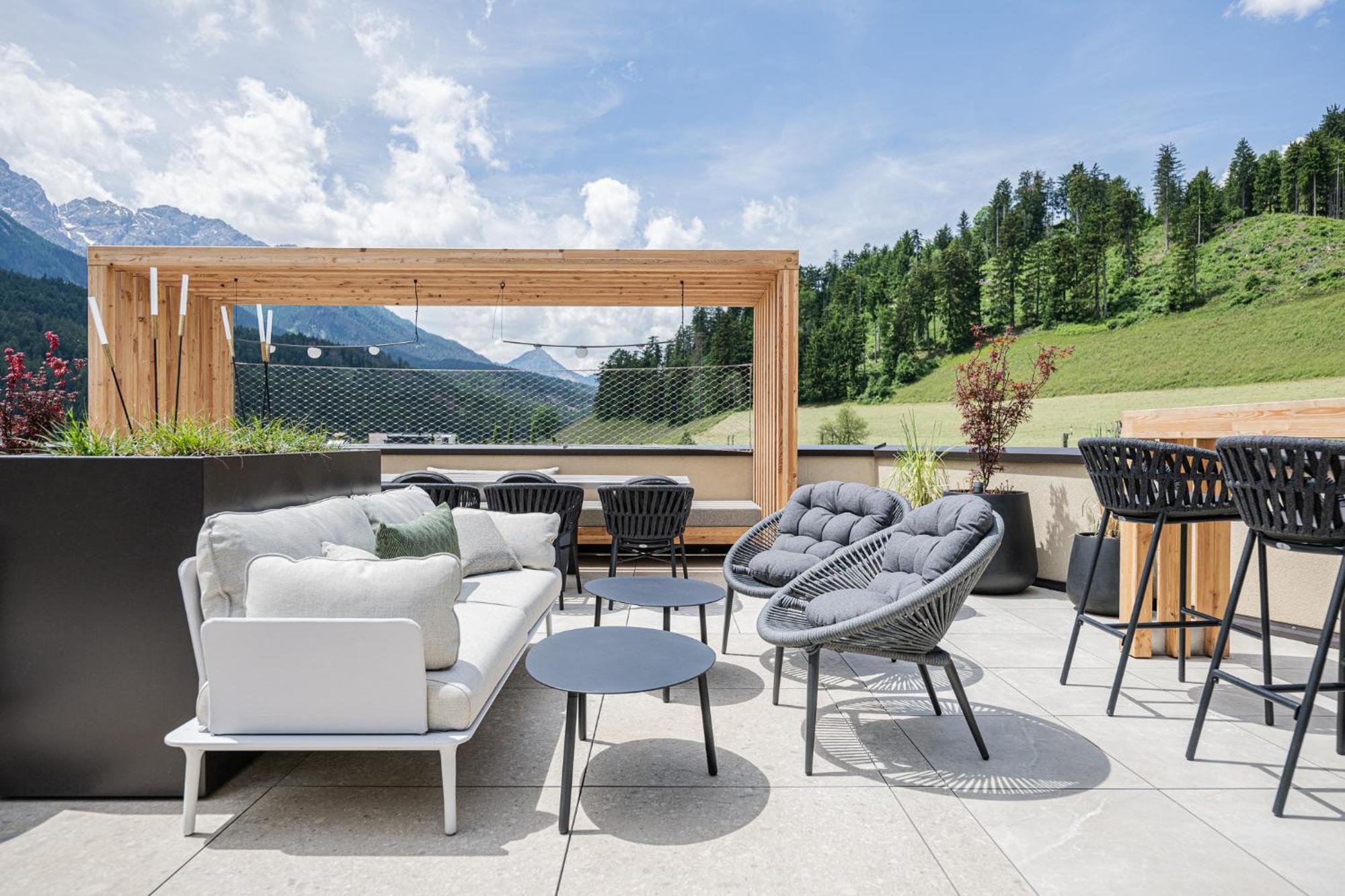 Hotel Loewe Dolomites San Candido Exterior foto