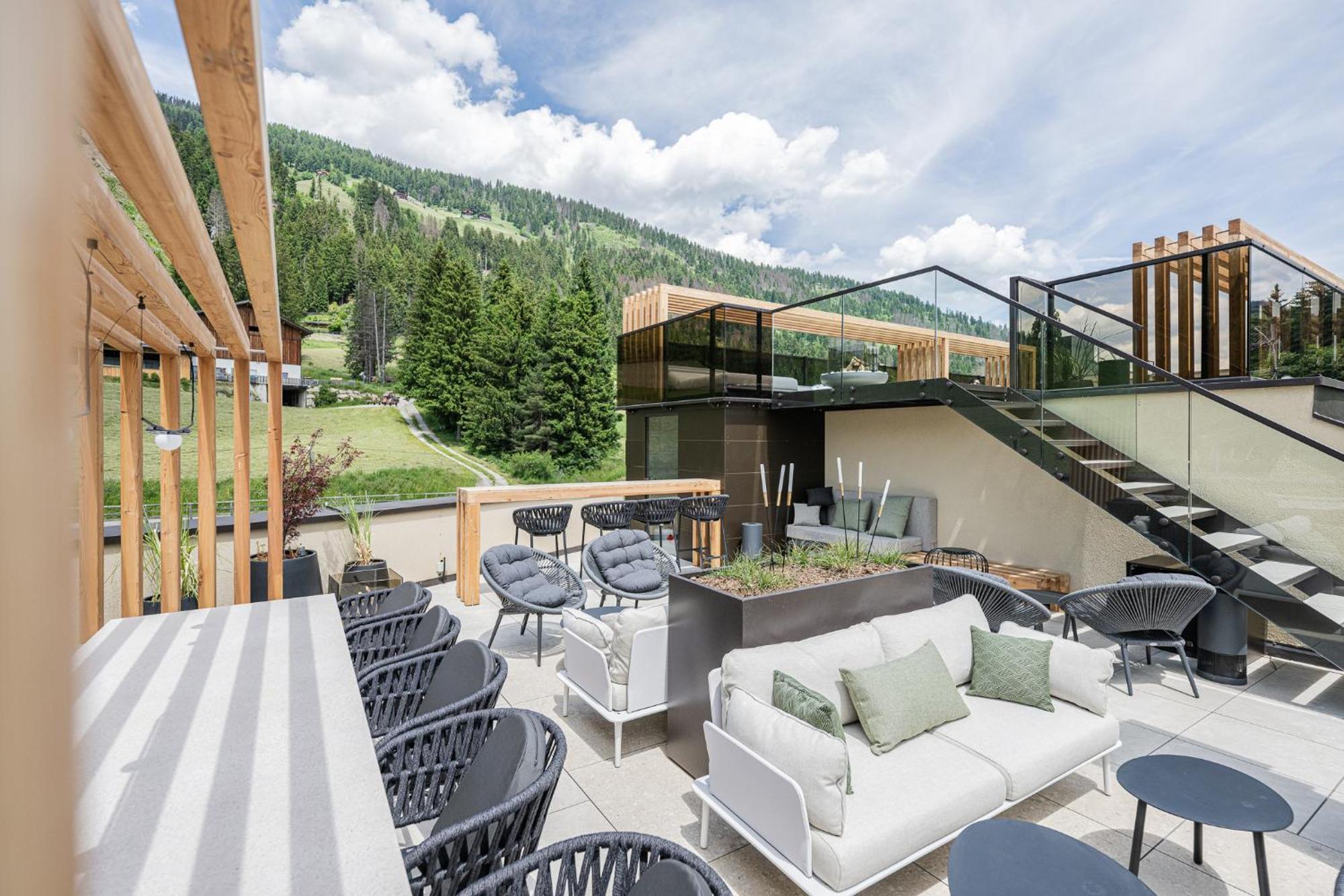 Hotel Loewe Dolomites San Candido Exterior foto