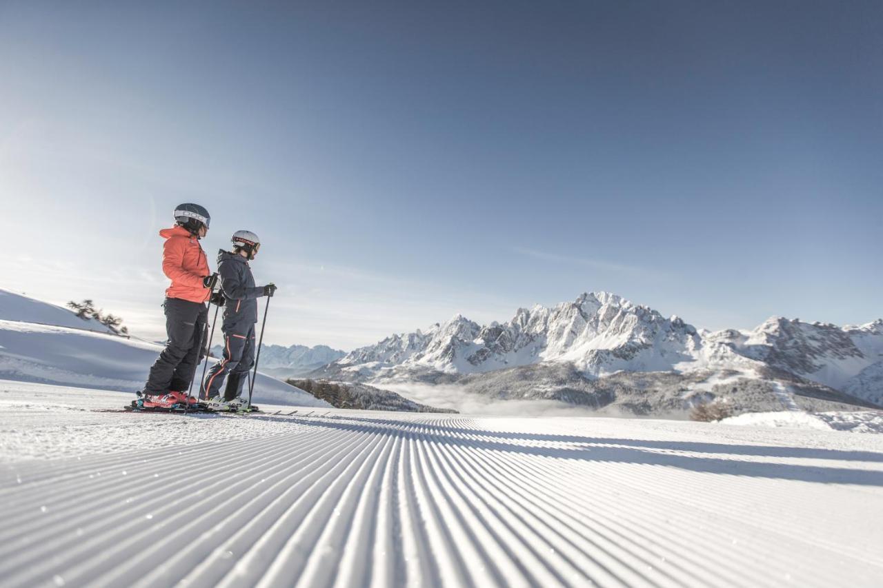 Hotel Loewe Dolomites San Candido Exterior foto