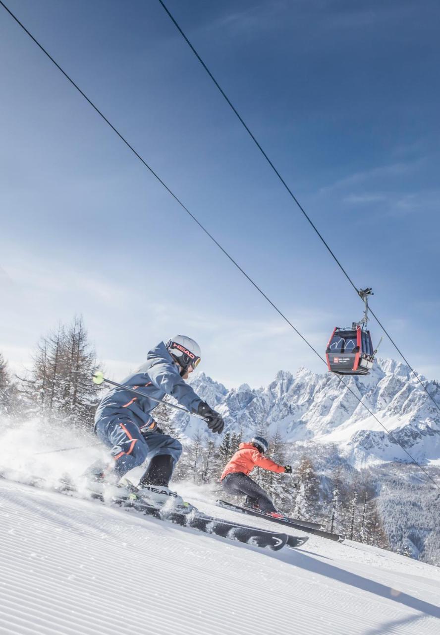 Hotel Loewe Dolomites San Candido Exterior foto