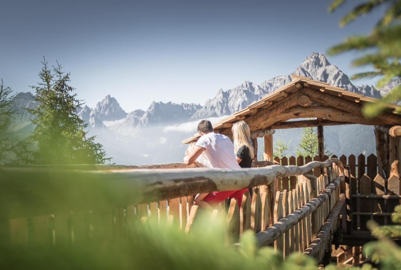 Hotel Loewe Dolomites San Candido Exterior foto